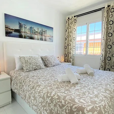 Fuer 4 Personen Ca 66 Qm In Nerja, Andalusien Costa Del Sol דירה נרחה